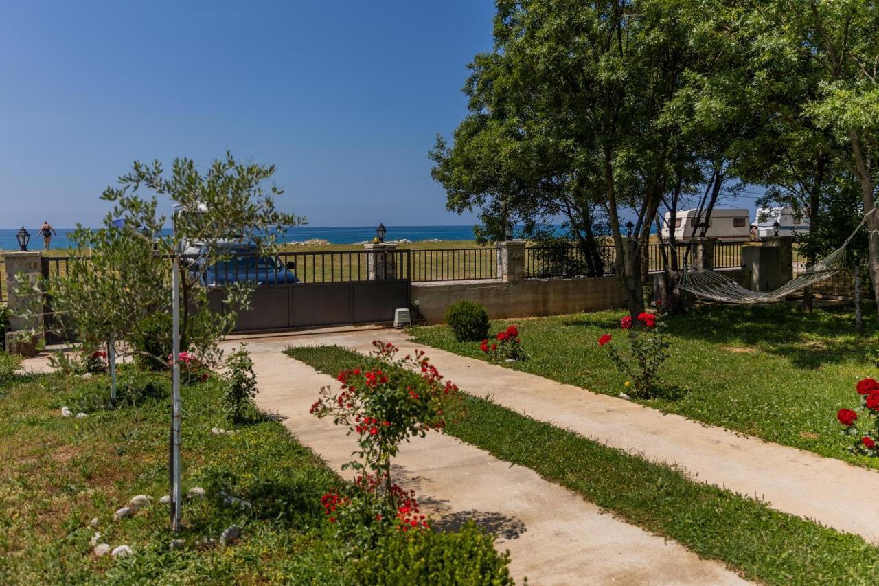 Holiday Home Sea Petrovac Zewnętrze zdjęcie
